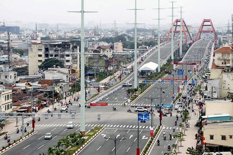 HCM City steps up efforts to remove roadblocks to key projects
